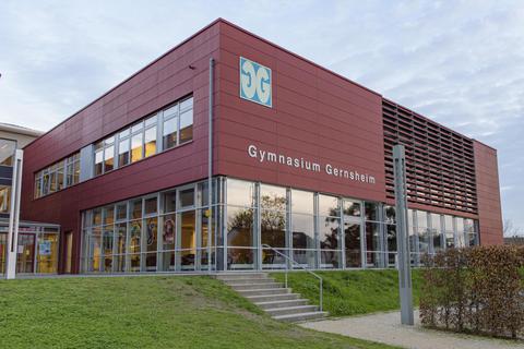 Das Gymnasium Gernsheim präsentierte sich Viertklässlern und deren Eltern an einem Tag der offenen Tür. Archivfoto: Robert Heiler