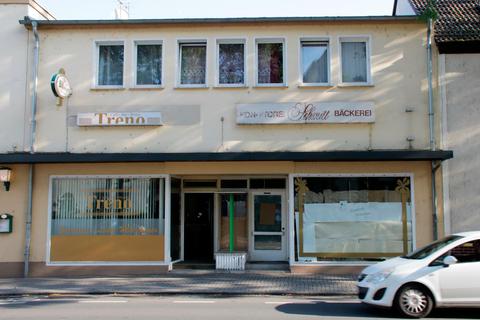 Nach vielen Jahrzehnten hat die Familienbäckerei Schmitt an der Darmstädter Landstraße in Gustavsburg geschlossen. Ralph Keim