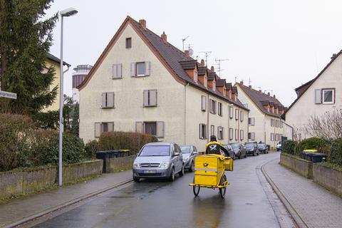 Die Stadt Groß-Gerau will ihre Wohnblocks in der Weingartenstraße aufwerten. Nach jetzigem Stand dürfte es auf einen Mix aus Sanierung, Nachverdichtung, Abriss und Neubau hinauslaufen.