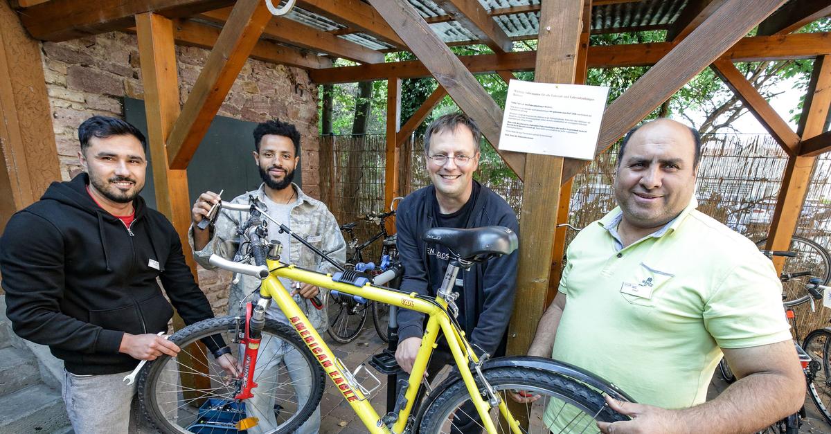 Warum die Regionale Diakonie in Groß-Gerau eine neue Fahrradwerkstatt ...