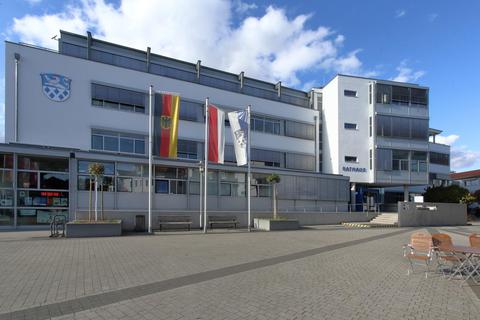 Die Stadt Riedstadt hat erneut das Stadtradeln im Kreis Groß-Gerau gewonnen. Unser Foto zeigt das Riedstädter Rathaus in Goddelau. Archivfoto: Frank Möllenberg