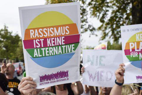 Der Kreis Groß-Gerau veranstaltet im Rahmen der Internationalen Wochen gegen Rassismus einige Aktionen. Symbolfoto: dpa