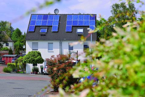 Wer sein Haus energetisch sanieren möchte, kann unter Umständen von Förderprogrammen profitieren. Archivfoto: RWE/txn