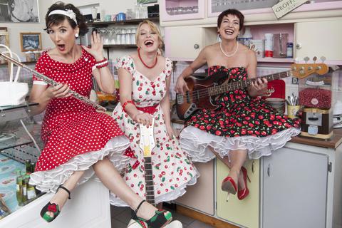 „The Wonderfrolleins“ spielen am 16. Juli in Nauheim Musik aus den Fünfziger und Sechzigern. Archivfoto: Carola Schmitt