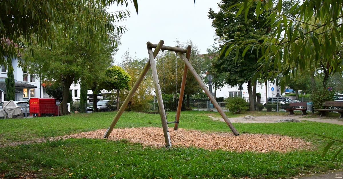 Curated visual reference: Fresh Look at Auf Nauheimer Spielplatz Tobt Bald Die Feuerwehr