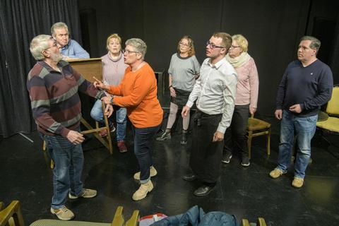 Bei der Laienspielgruppe Leeheim wird es turbulent