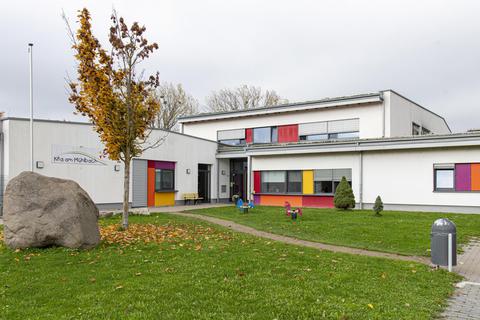 Für die Kinderbetreuung – wie hier in der Kita am Mühlbach – müssen Stockstädter Eltern ab dem nächsten Jahr mehr zahlen. Foto: Robert Heiler