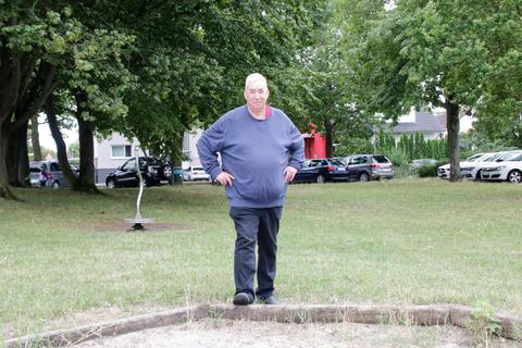 Für Rüdiger Lukas, Fraktionsvorsitzender der Freien Wähler Trebur, gehört die Umgestaltung der Astheimer Grünanlage am Bürgerhaus zu den wichtigsten Projekten in der Großgemeinde. Ralph Keim