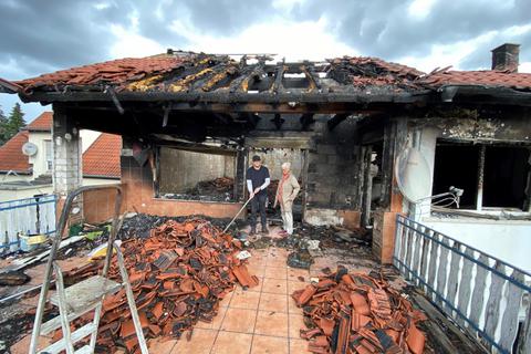 Ein Totalschaden ist das Haus der Familie Hanke/Lauterbach in der Treburer Hollergasse nach dem Brand vom 1. Juli. Archivfoto: Detlef Volk