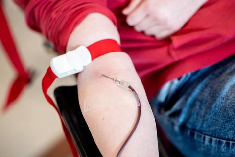 Das Deutsche Rote Kreuz ruft zum Blutspenden auf. Foto: dpa