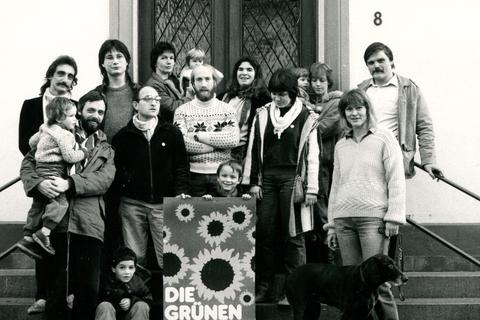 Dieter Oelke (vordere Reihe links) trat 1985 gemeinsam mit weiteren Mitgliedern des Ortsverbandes bei der Kommunalwahl an. 