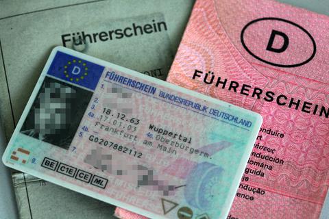 Bei der Fahrerlaubnisbehörde in Darmstadt gibt es immer wieder sehr lange Wartezeiten.