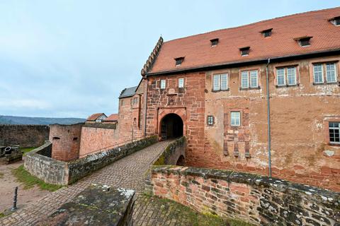 Burg Breuberg soll Schauplatz der Abschlussveranstaltung des Jubiläumsjahrs werden.  Foto: Dirk Zengel 