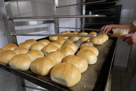 Die gestiegenen Produktionskosten machen dem Bäckereihandwerk weiter zu schaffen. Foto: dpa