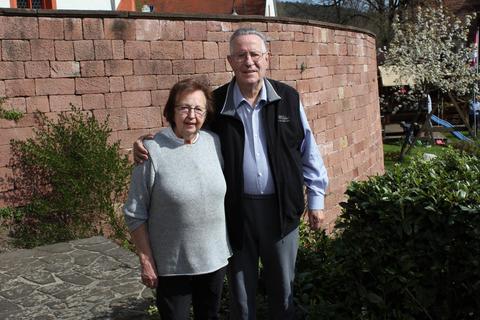 Seit 60 Jahren sind Margarethe und Wilhelm Christmann aus Güttersbach verheiratet. Foto: Dieter Berlieb