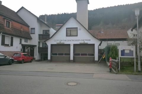 Das alte Feuerwehrhaus in Schöllenbach ist nicht mehr zeitgemäß und muss ersetzt werden. © Thomas Wilken
