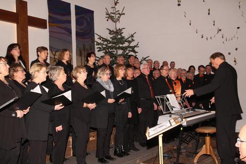 Das Adventskonzert des Männer- und Frauenchores im „Singenden Dorf Beerfurth“ kam gut an. Foto: Peter Riedmaier/MGV