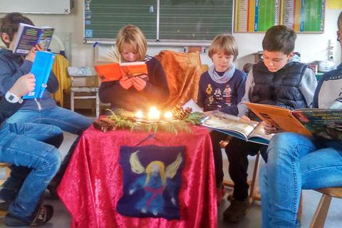 Zu begeisterten Leseratten entwickelt haben sich die Kinder der Beerfurther Grundschule – und dank großzügiger Spender dabei mehr als 1500 Euro für Madagaskar „erlesen“. Foto: Antje Rümenapf