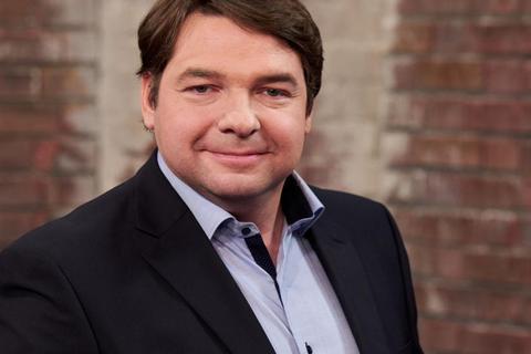 Seit 2014 ist Daniel Meyer im Team der ZDF-Trödelshow "Bares für Rares". Für den Antiquitätenhändler bleibt aber sein eigener Laden in Münster das Wichtigste. 