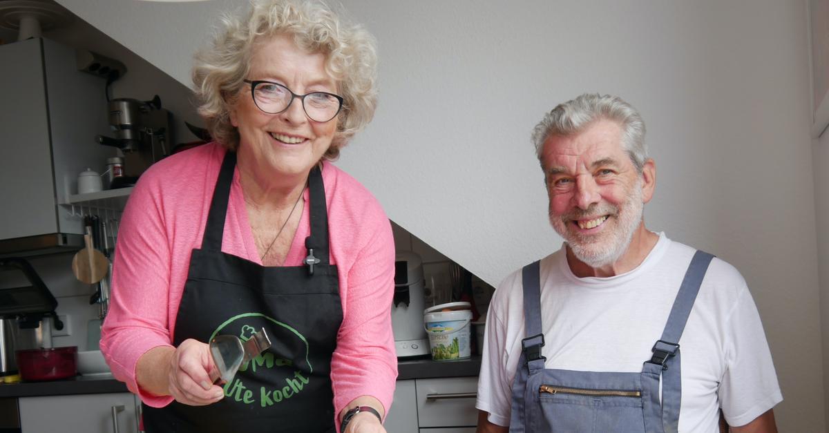 Oma Ute: Spargel in Bierteig mit Kräutersoße