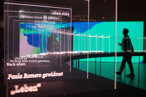 Das diesjährige Gastland Spanien stellt in seinem Ehrengast-Pavillon die menschliche Kreativität in den Mittelpunkt – auch anhand von digitalen Installationen, mit denen die Besucherinnen und Besucher interagieren können.        Foto: dpa