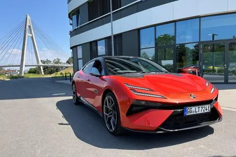 Lotus Raunheim Lotus in Raunheim verspricht schnellere E-Auto-Ladezeiten