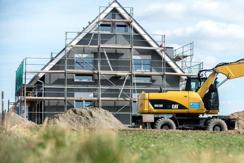 Die Preise für Bauland in Südhessen steigen weiterhin rapide an. Foto: dpa