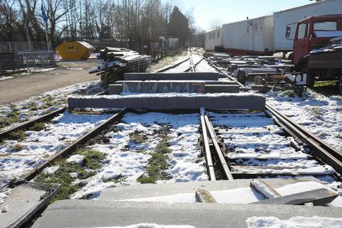 Wiederbelebung möglich? Stillgelegte Gleise in einem Gewerbegebiet in Groß-Bieberau. Foto: Guido Schiek 