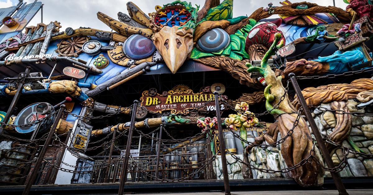 Heinerfest Darmstadt: Traveling with Dr. Archibald in Europe's most ...