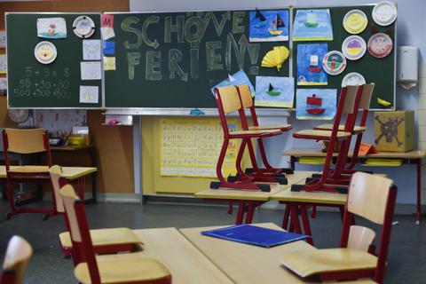 Auch in den Herbstferien 2024 werden die Klassenzimmer in Hessen leer bleiben. Wann diese allerdings stattfinden werden, hat das Kultusministerium noch immer nicht festgelegt.