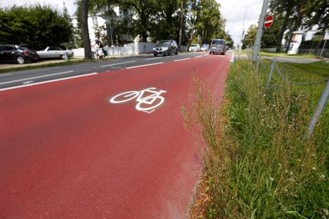 Künftig sollen mehr Fahrradstraße in Wiesbaden eingerichtet werden. Foto: Guido Schiek / VRM Bild