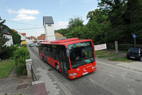 Künftig könnte auch die Busfahrt von Pfeddersheim in die Stadt nur durch eine VRN-Wabe führen und damit günstiger werden.                 Archivfoto: pakalski-press/Ben Pakalski