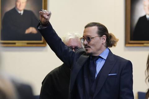 Johnny Depp im Gerichtssaal.  Foto: dpa/AP/Steve Helber