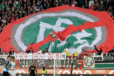 Fans protestieren gegen den DFB. Foto: dpa