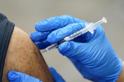 Im US-Bundesstaat Ohio können gegen Corona geimpfte Personen an einer Impf-Lotterie teilnehmen und eine Million US-Dollar gewinnen. Symbolfoto: dpa