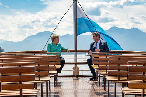 Angela Merkel und Markus Söder auf dem Chiemsee.  Foto: dpa