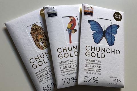 Die Schokolade „Chuncho Gold“ wird in der Schweiz hochwertig für den deutschen Markt verarbeitet und besteht aus nachhaltig geernteten Bohnen. Foto: Stefan Schröder