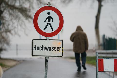 Das Hochwasser in Hessen sinkt stetig. Archivfoto: dpa