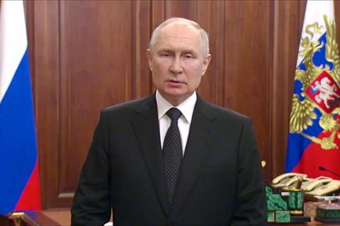 Der russische Präsident Wladimir Putin spricht zur Nation.