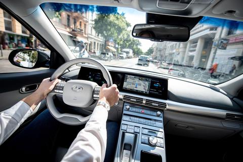 Touchscreens im Auto nur mit kurzem Blick bedienen