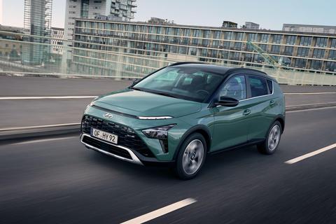 Der Hyundai Bayon ist 4,18 Meter lang, wirkt bei seinem Auftritt auf der Straße aber größer. Foto: Hyundai