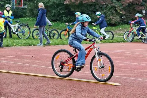 fahrradhelm mtze kinder Krafthelme Kids Fahrradhelm Ros  Krafthelme
