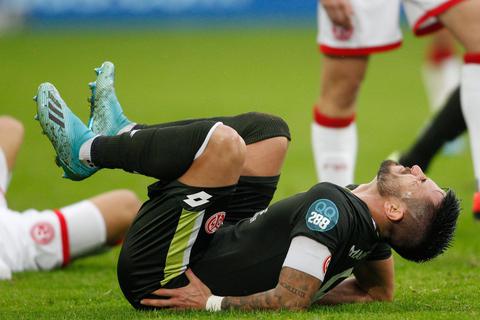 Mainz 05 braucht in der aktuellen Lage dringend einen starken Leader. Doch gegen Paderborn schmorte Danny Latza 90 Minuten lang nur auf der Bank und auch gegen Düsseldorf wurde der Kapitän lediglich eingewechselt. Foto: dpa