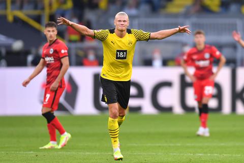 BVB-Stürmer Erling Haaland jubelt über seinen Treffer zum 5:1 gegen Eintracht Frankfurt. Foto: dpa