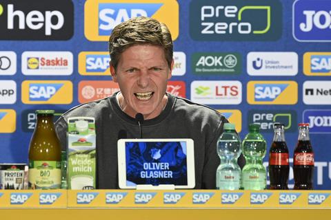 Oliver Glasner war nach dem Spiel in Hoffenheim richtig sauer.