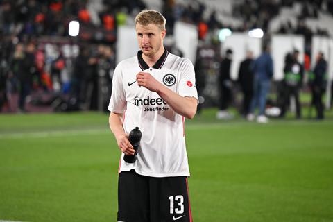 Eintracht-Spieler Martin Hinteregger. Foto: dpa/ Arne Dedert