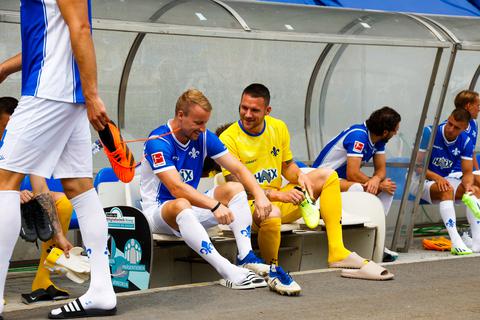 Zwei feste Säulen des SV Darmstadt 98: Torwart Marcel Schuhen und Kapitän Fabian Holland sind gesetzt auch in der Ersten Liga.