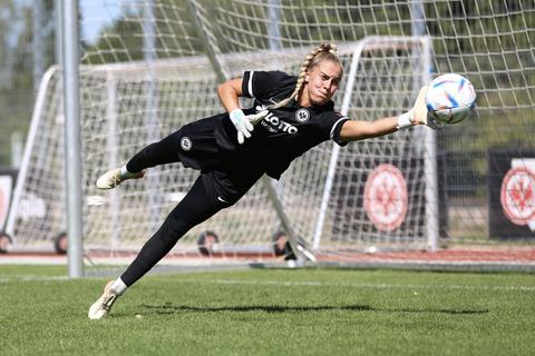 Vom SV Alemannia Königstädten in die Champions League: Cara Bösl, Torfrau des Fußball-Bundesligisten Eintracht Frankfurt.