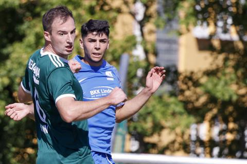 Sorgt mit einem Freistoßtor zum 4:0 in Mechtersheim bereits vor der Pause für die Entscheidung: Schott-Offensivmann Etienne Portmann (hier in der Vorrunde gegen Waldalgesheim). Archivfoto: hbz/Sämmer