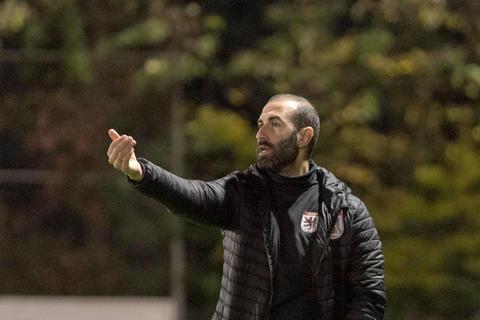 Trainer Daniyel Cimen will zum Abschluss der Wintervorbereitung des FC Gießen unter Wettkampfbedingungen testen, wie gut seine Jungs schon in Schuss sind.